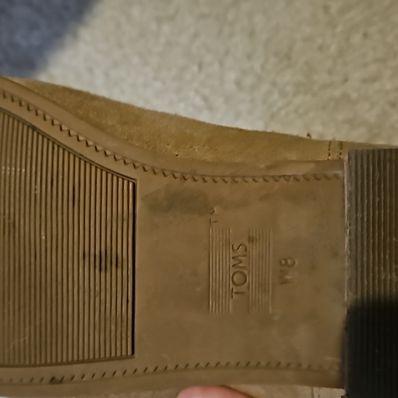 Tom's Chelsea Boots - Picture 5 of 12